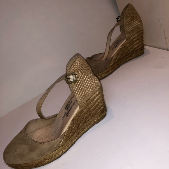 Tan Camel Sandal/Heels - Picture 5 of 5